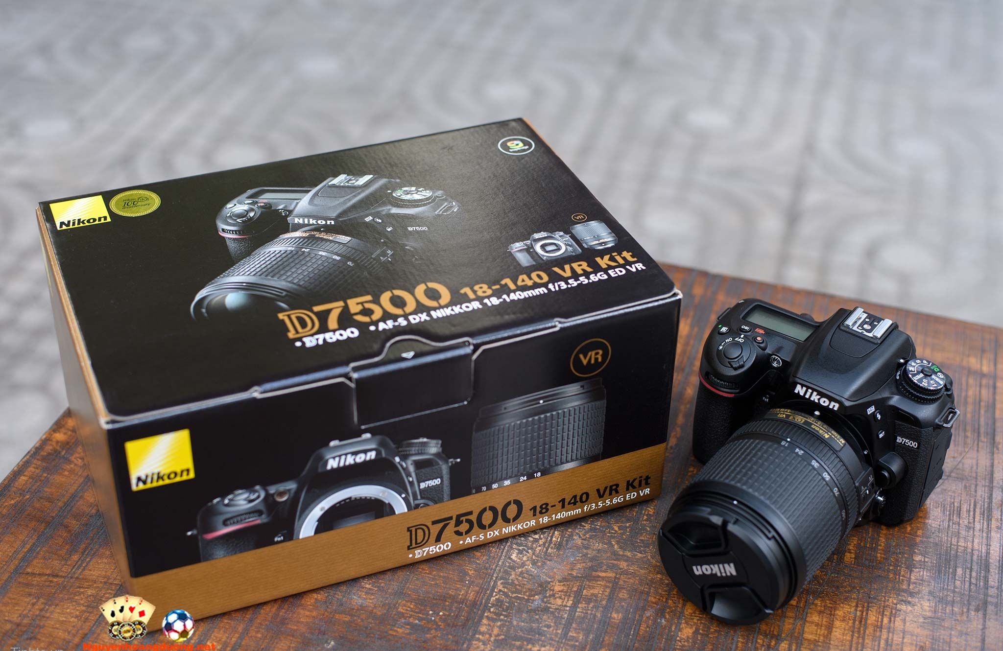 Máy ảnh Nikon nào tốt nhất - DSLR D7500